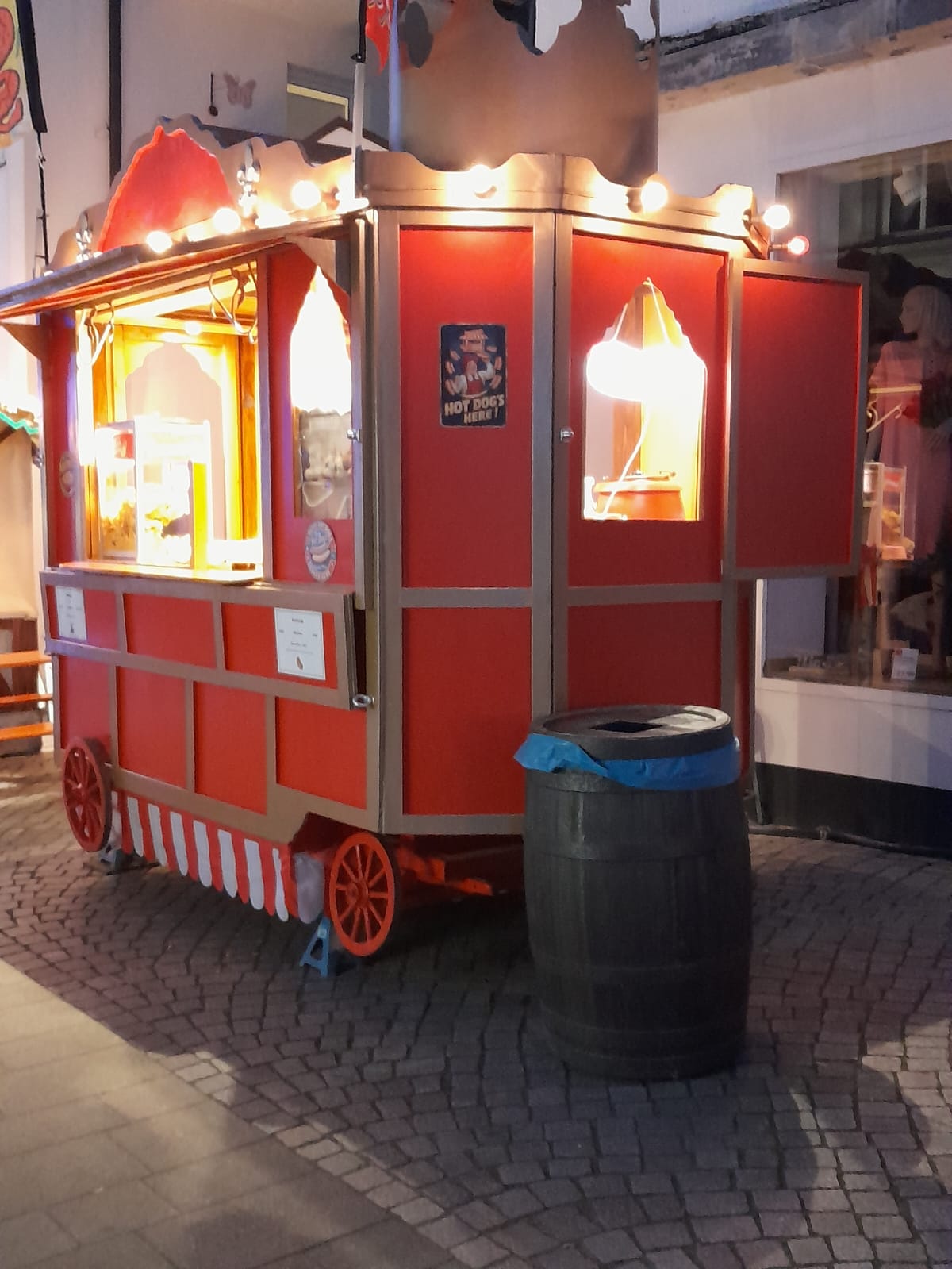 Kompakter Gastrowagen für jeden Standort