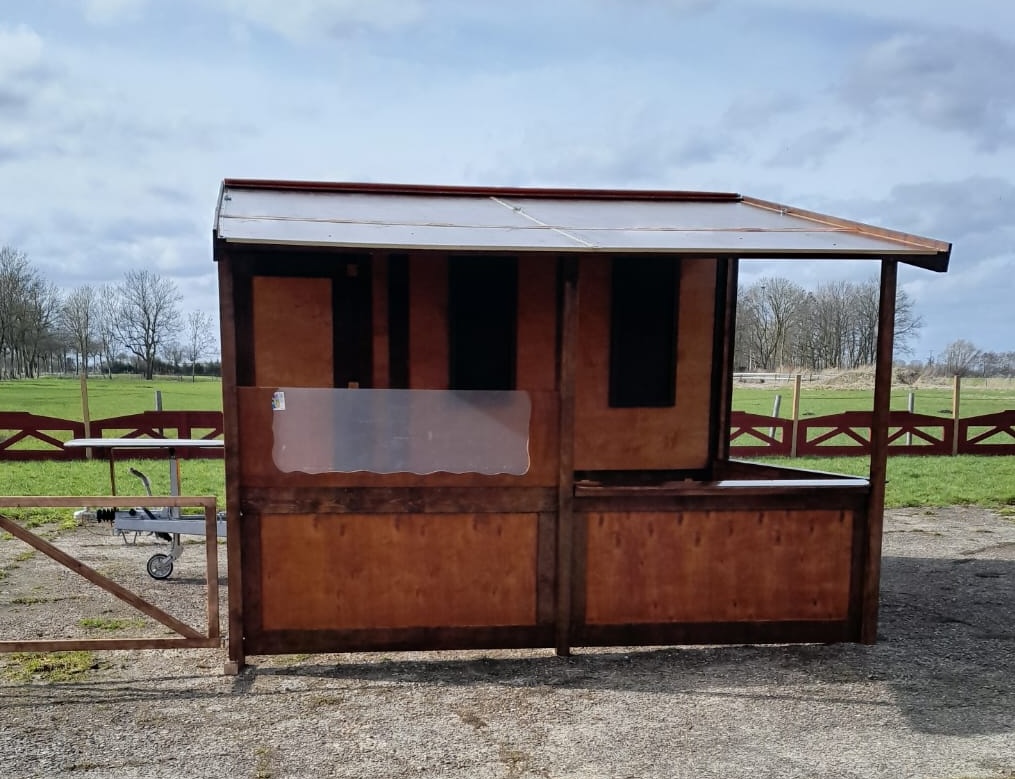 Marktbude im Rohbau